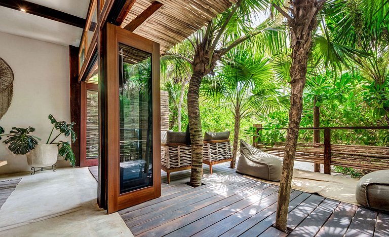 Tul024 - House on the sand with pool in Tulum