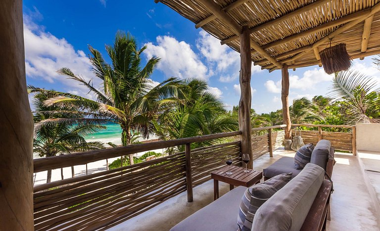 Tul026 - Fantastic sea front house in Tulum
