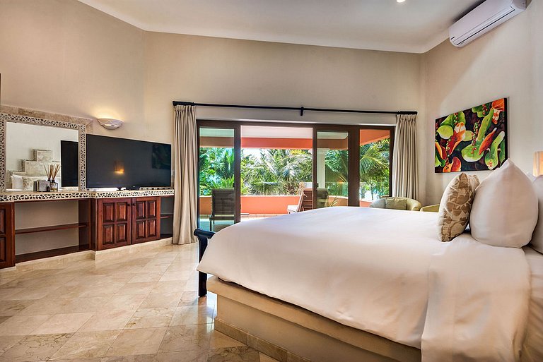 Tul002 - Luxury 9 bedroom villa in Tulum