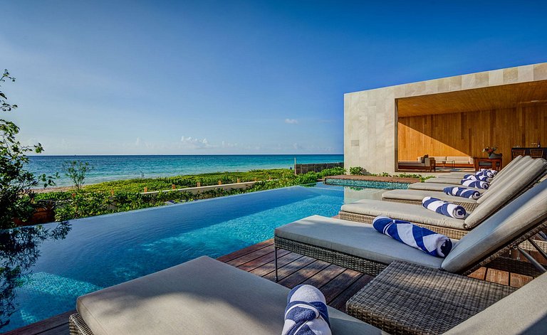 Pcr004 - Gorgeous beachfront villa in Playa del Carmen