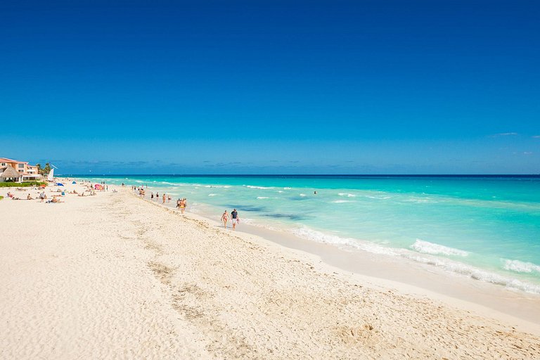 Pcr007 - Amazing villa with pool in Playa del Carmen