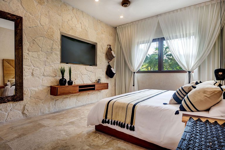 Pta001 - Luxury Villa in Puerto Aventuras