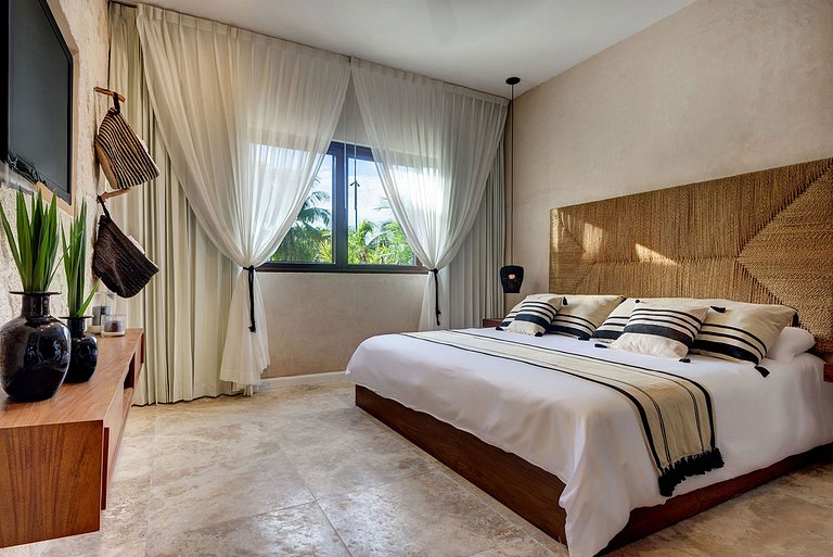 Pta001 - Luxury Villa in Puerto Aventuras