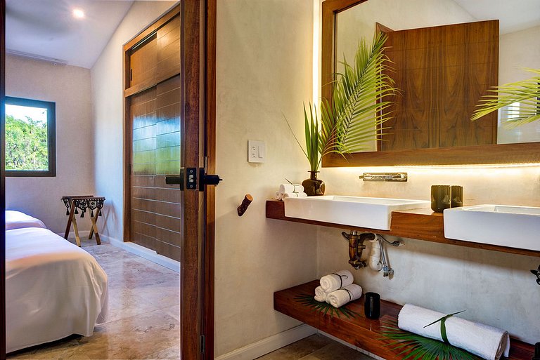 Pta001 - Luxury Villa in Puerto Aventuras