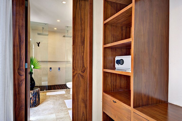 Pta001 - Luxury Villa in Puerto Aventuras