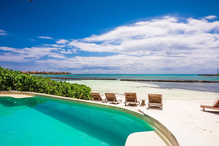 Pta002 - Villa de lujo frente al mar en Puerto Aventuras