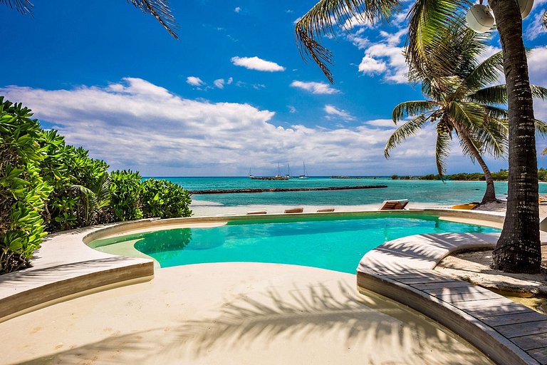 Pta002 - Villa de luxo frente mar em Puerto Aventuras