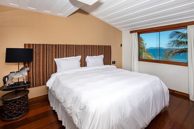Buz045 - Luxury Mansion with beautiful sea view in Buzios