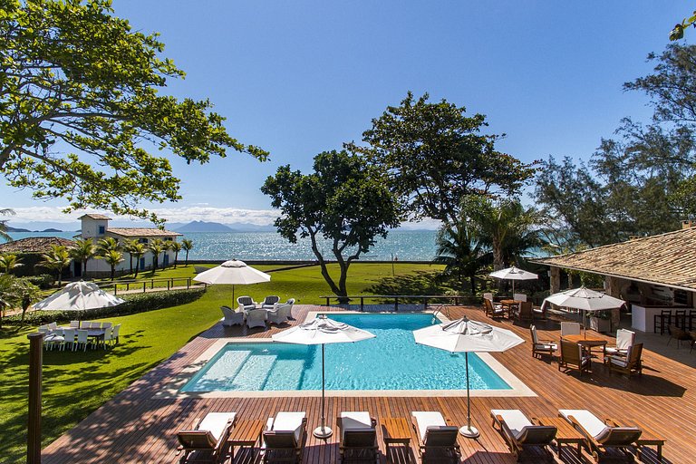 Buz019 - Luxury villa with 12 rooms and pool in Búzios