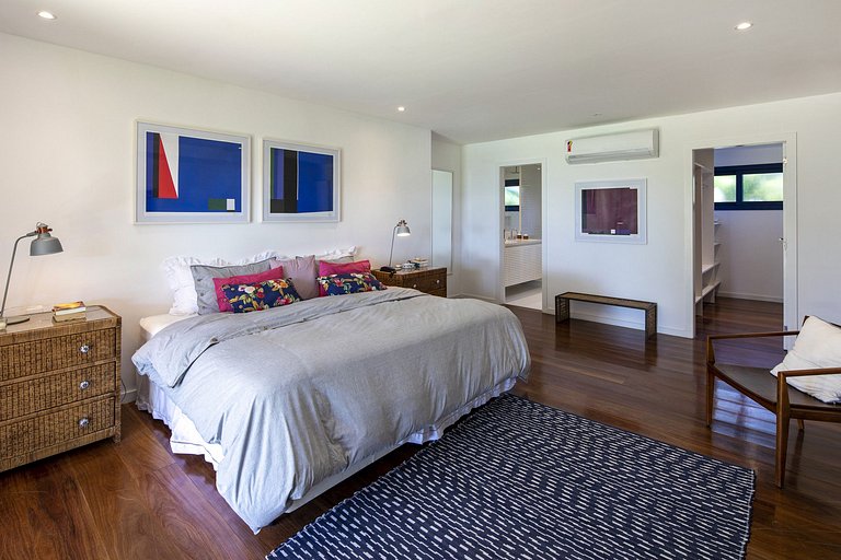 Buz019 - Mansão de luxo com 12 quartos e piscina em Búzios