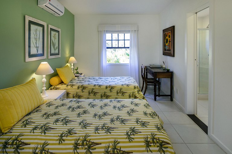 Buz019 - Luxury villa with 12 rooms and pool in Búzios