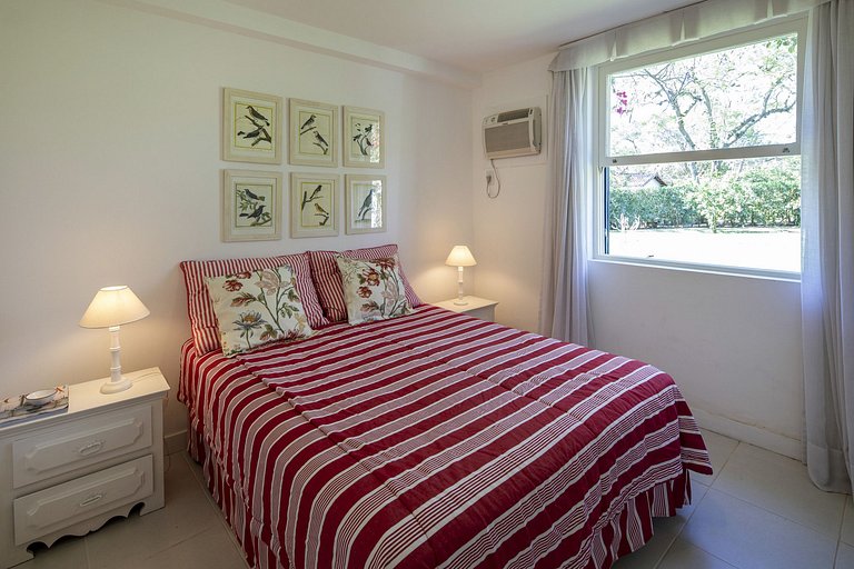 Buz019 - Luxury villa with 12 rooms and pool in Búzios