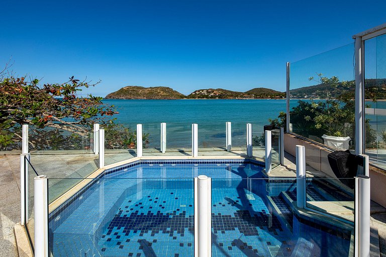 Buz039 - Casa à beira-mar com piscina e quadra de tênis