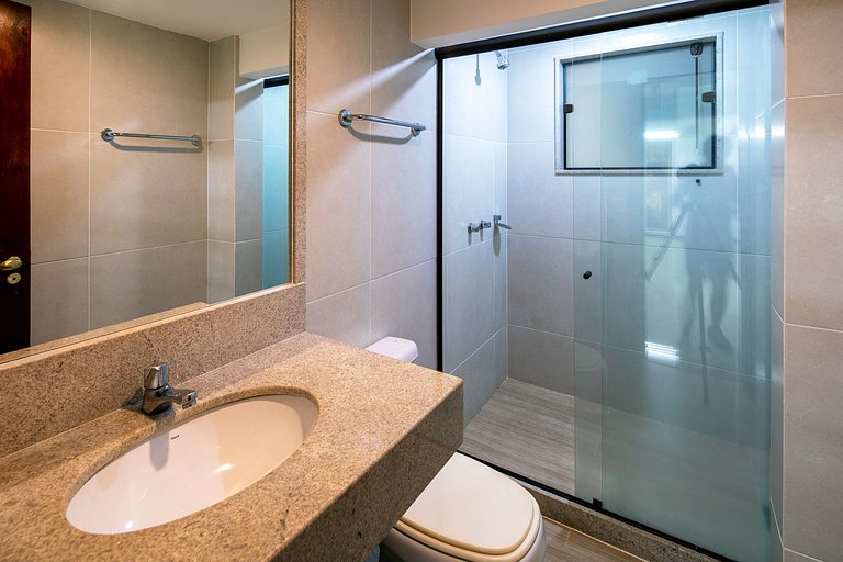 Buz039 - Casa à beira-mar com piscina e quadra de tênis