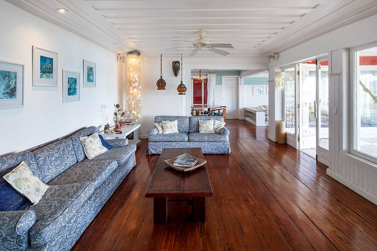 Buz005 - Linda mansão em frente ao mar em Búzios