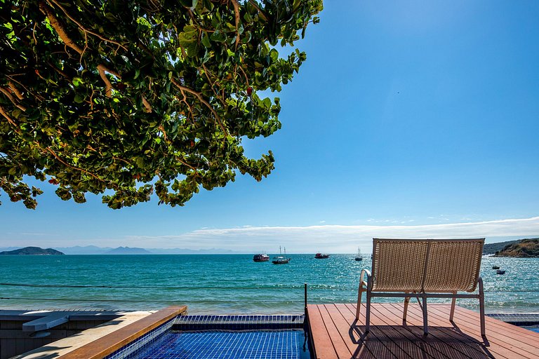 Buz005 - Belle villa en bord de mer à Buzios