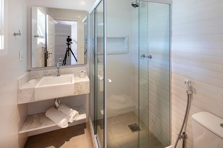 Buz005 - Linda mansão em frente ao mar em Búzios