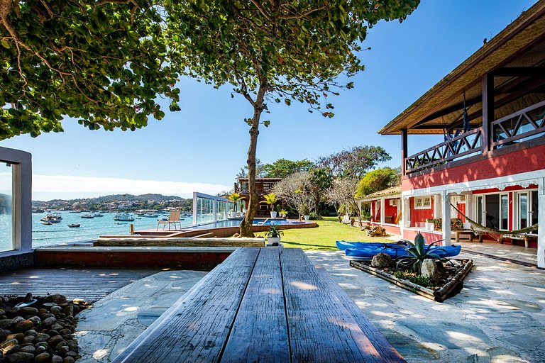 Buz005 - Belle villa en bord de mer à Buzios