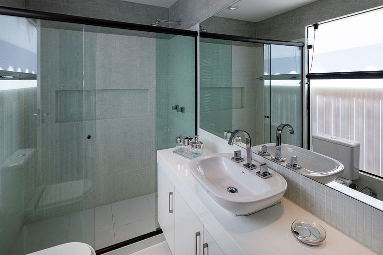 Buz052 - Encantadora casa de 5 habitaciones en Geriba