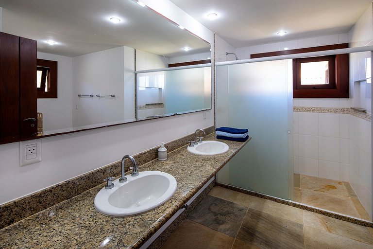 Buz054 - Hermosa casa en Praia Rasa en Búzios