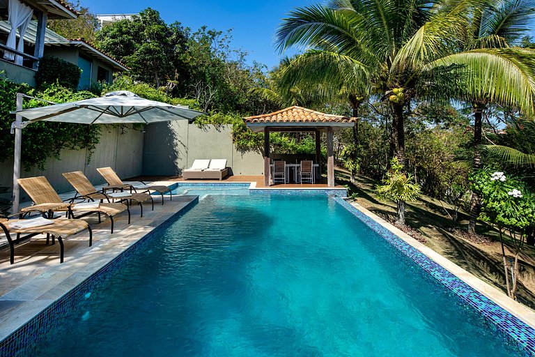 Buz055 - Charmosa villa de 5 suítes com vista em Geribá