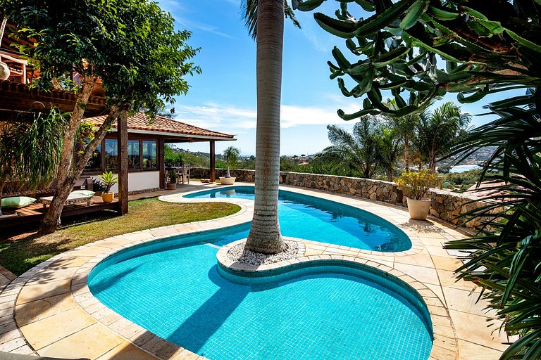 Buz025 - Casa de luxo com quatro quartos e piscina em Búzios