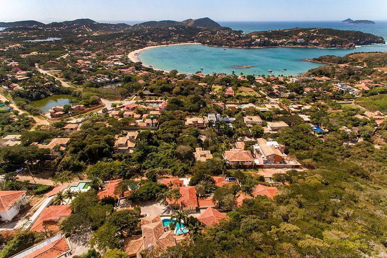 Buz025 - Casa de luxo com quatro quartos e piscina em Búzios