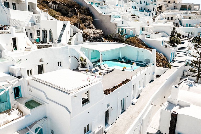 Cyc001 - Luxury private Villa in Santorini