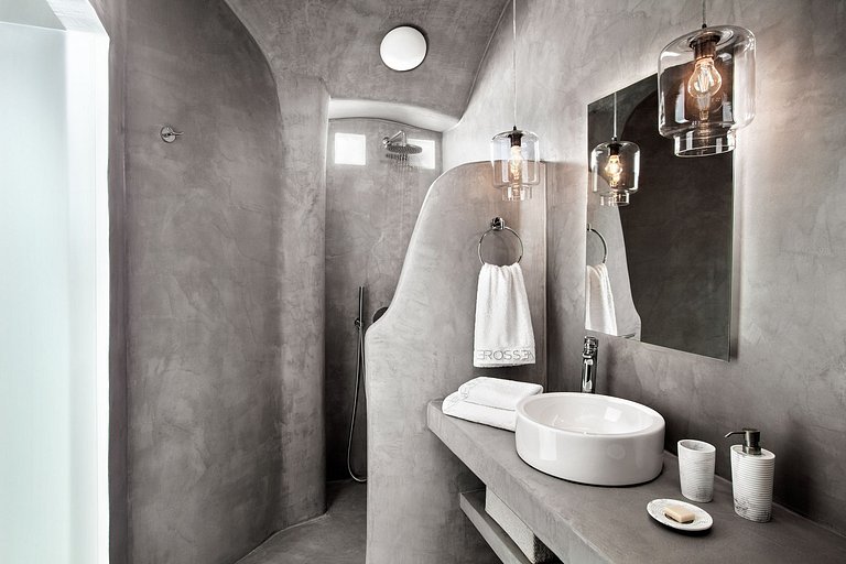 Cyc001 - Luxury private Villa in Santorini