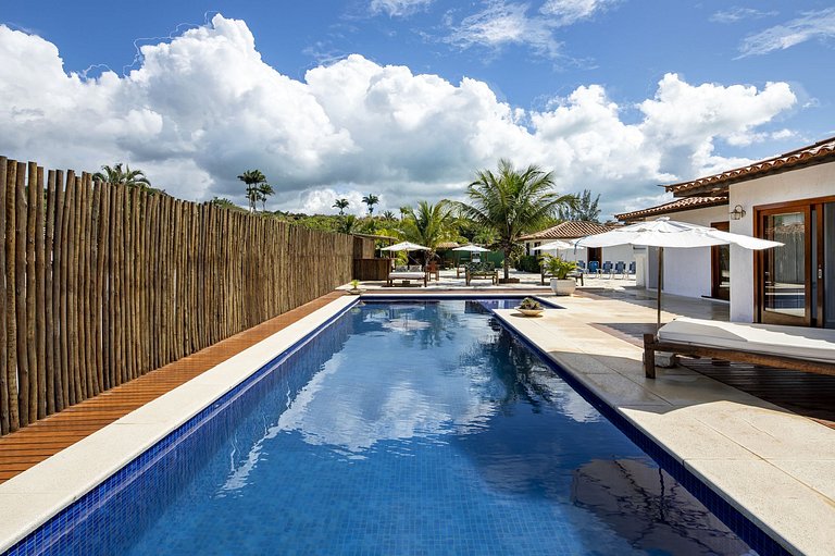 Buz049 - Ótima casa de 9 quartos perto da praia da Ferradura