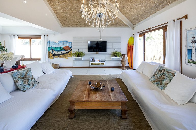 Buz049 - Ótima casa de 9 quartos perto da praia da Ferradura