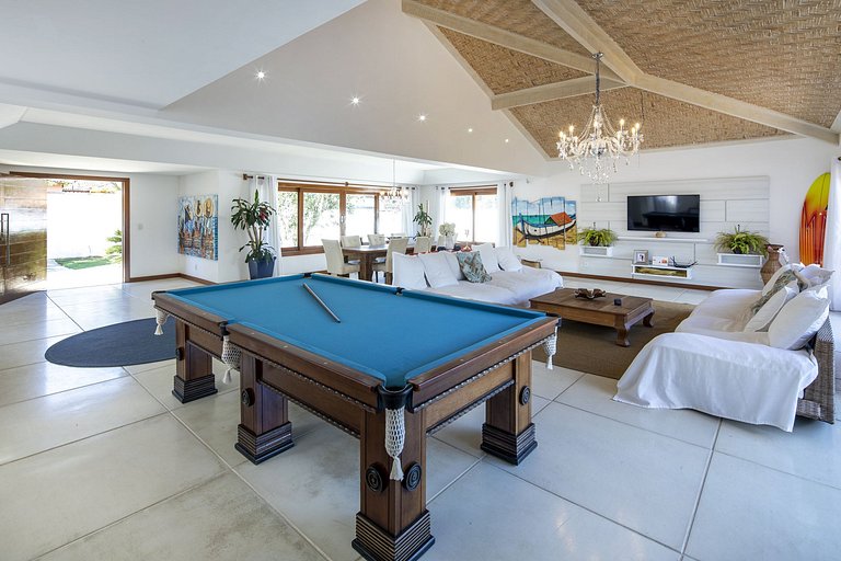 Buz049 - Great 8 bedroom house near Ferradura beach