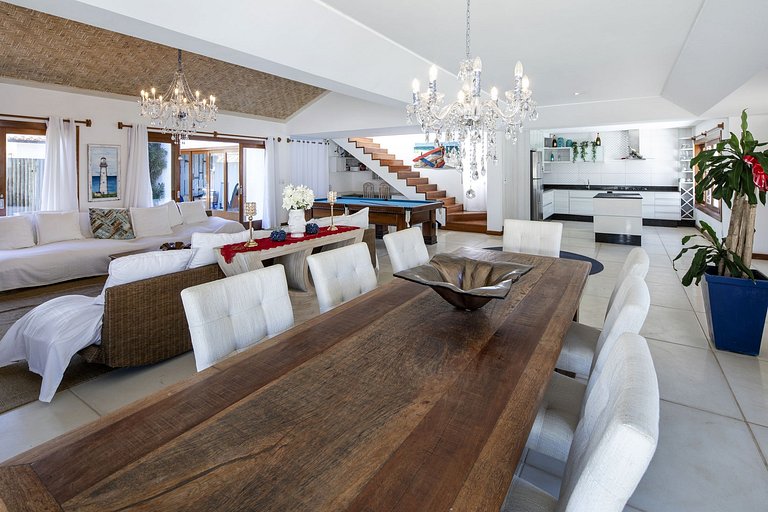 Buz049 - Great 8 bedroom house near Ferradura beach