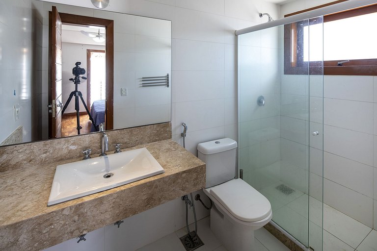 Buz049 - Great 8 bedroom house near Ferradura beach