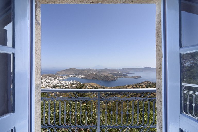 Cyc061 - Villa d'un domaine du 18ème siècle à Patmos
