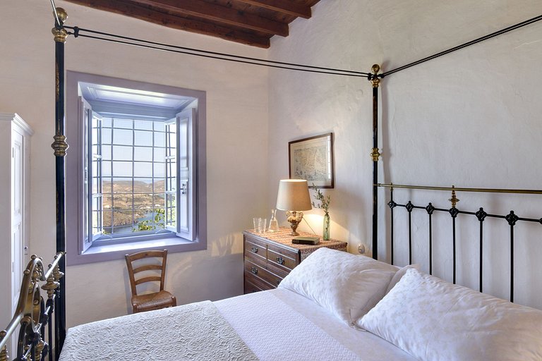 Cyc061 - Villa d'un domaine du 18ème siècle à Patmos