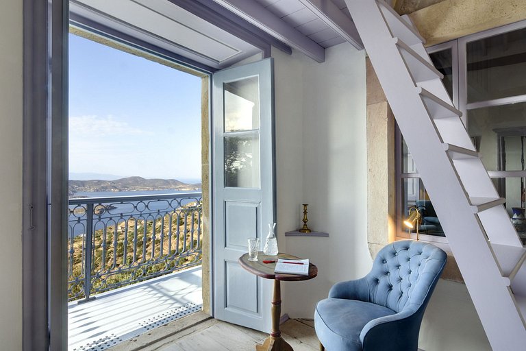 Cyc061 - Villa d'un domaine du 18ème siècle à Patmos