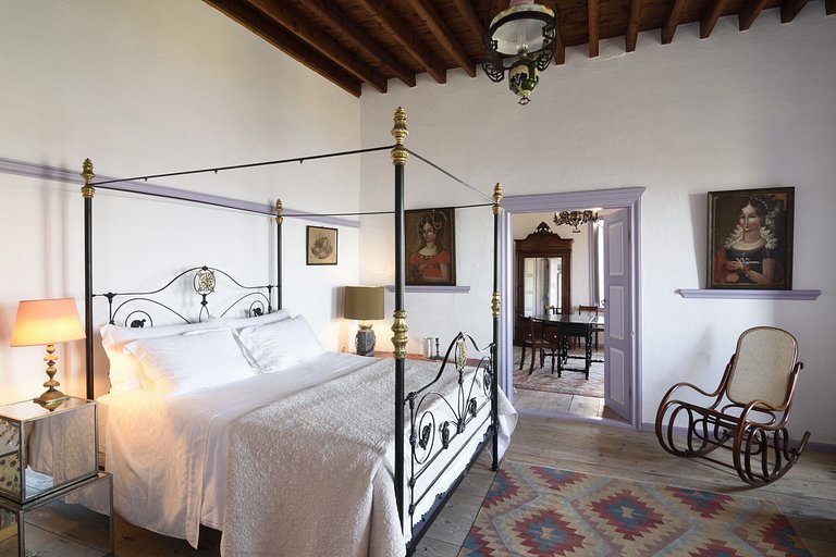 Cyc061 - Villa d'un domaine du 18ème siècle à Patmos