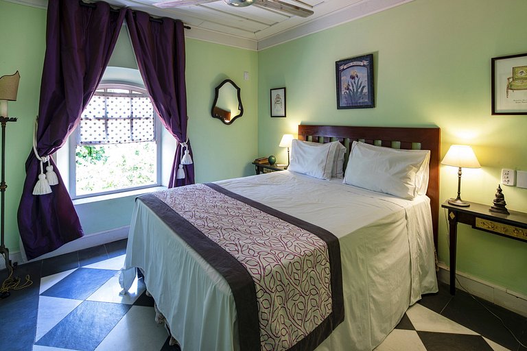 Bah308 - Colonial Mansion in Marau