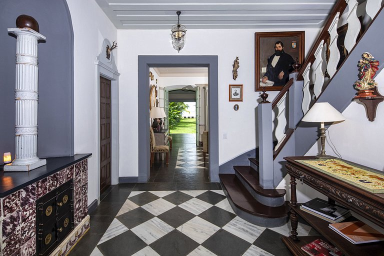 Bah308 - Colonial Mansion in Marau