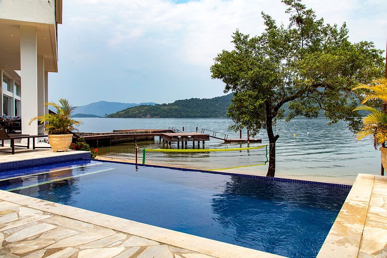 Ang007 - Lujosa mansión en Angra dos Reis