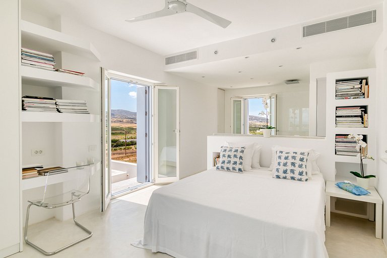 Cyc053 - Luxurious villa in Paros