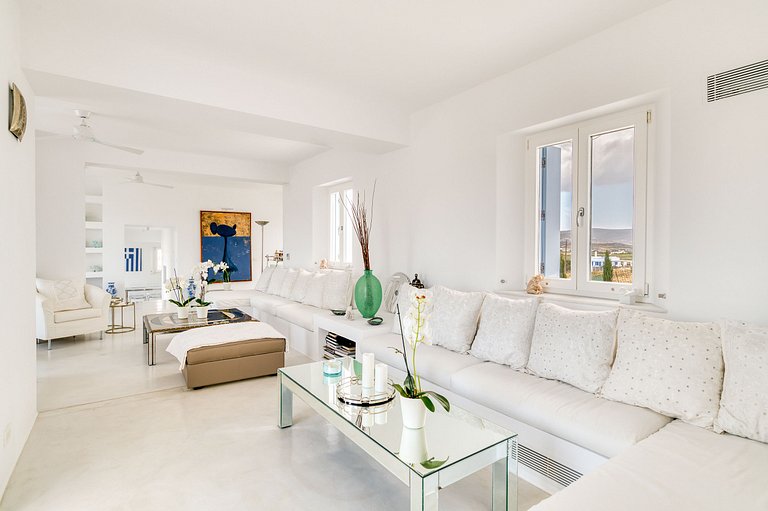 Cyc053 - Luxurious villa in Paros