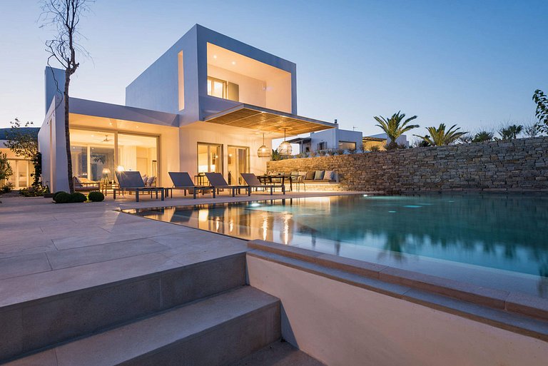 Cyc060 - Villa in the picturesque village of Dryos in Paros