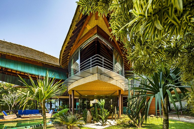 Ang001 - Luxurious villa by the sea in Angra dos Reis