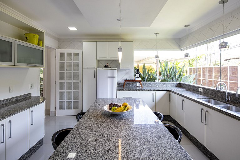 Ang010 - Beautiful house in Porto Frade