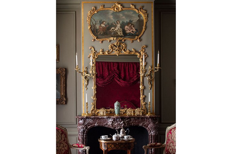 Idf002 - Château historique, près de Paris