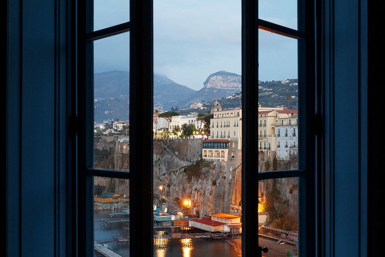 Cam002 - Amalfi Coast Paradise Villa