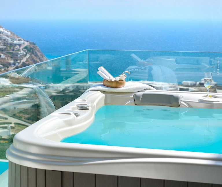 Cyc085 - Villa on the hilltop, Mykonos