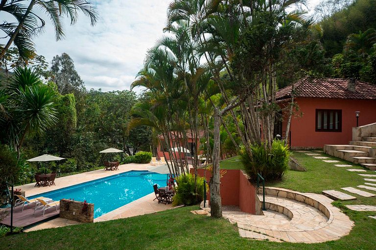 Ita004 - Hermosa casa en Itaipava para 24 personas